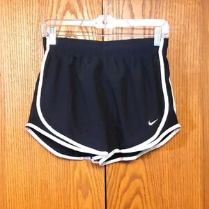 Nike Women's M Running Shorts